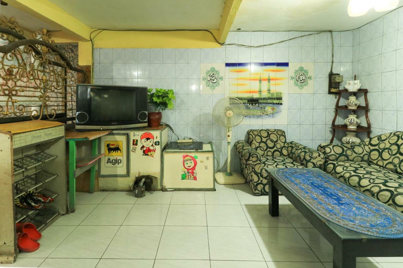 Dharmawati Homestay Syariah At Terminal Purabaya Waru Zewnętrze zdjęcie