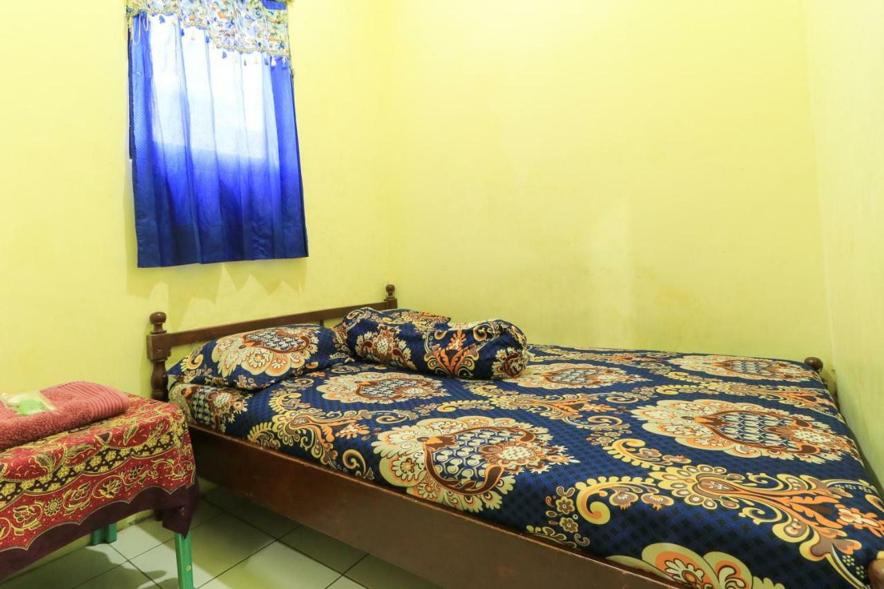Dharmawati Homestay Syariah At Terminal Purabaya Waru Zewnętrze zdjęcie